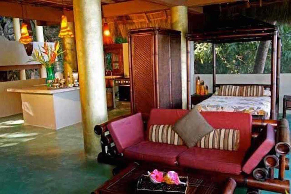 ホテルCasa Pericos イェラパ エクステリア 写真